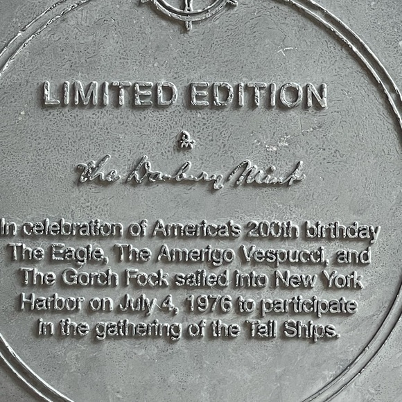 Commemorative plate, tall ships gather in NY harbor 1976 - Picture 7 of 11